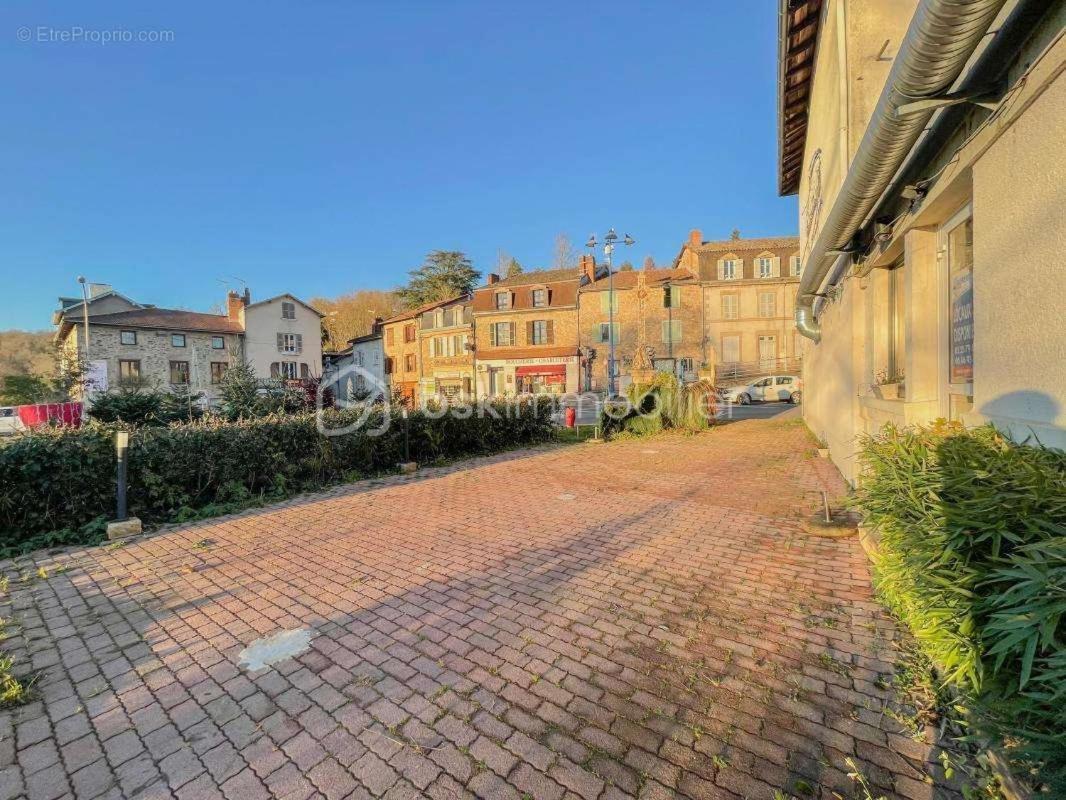 Готель La Coquille D'Or Aixe-sur-Vienne Екстер'єр фото